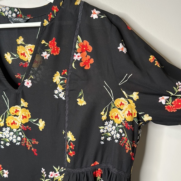 ✨ 3 for $35 ✨ George Black Floral Print Dress - Picture 3 of 12